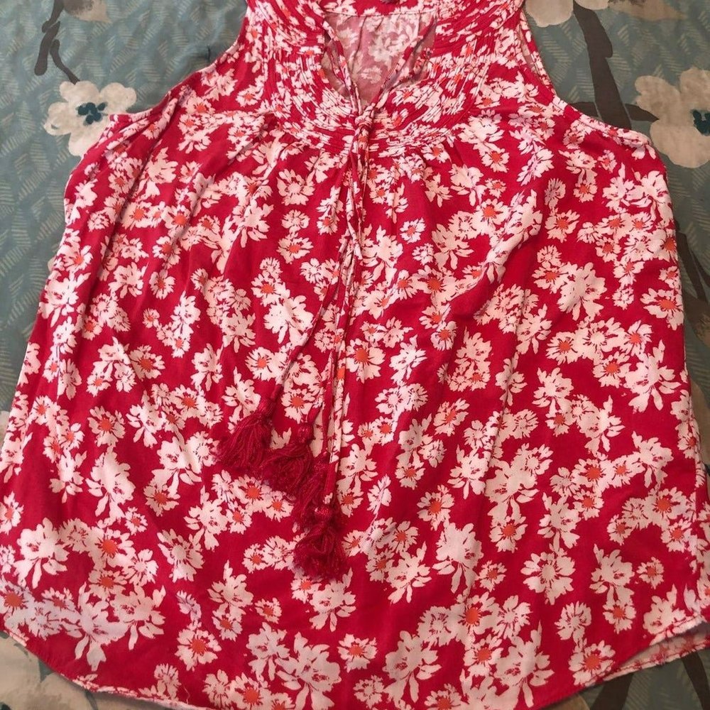 Elle large pink floral top